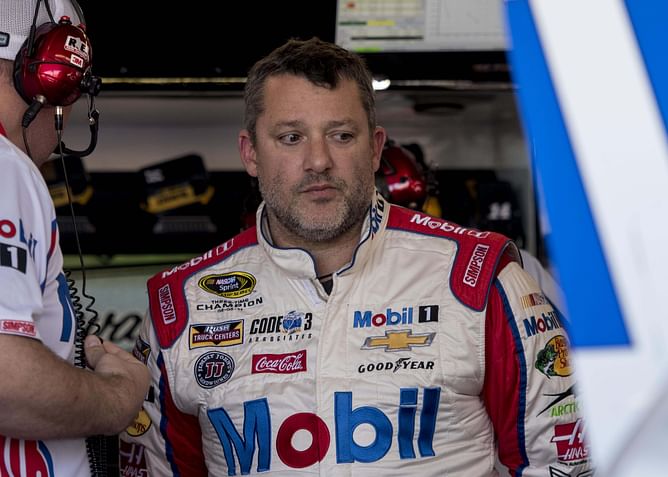 "They’re not even old enough to go to a bar": When Tony Stewart blasted NASCAR for making '18-year-old's heroes'