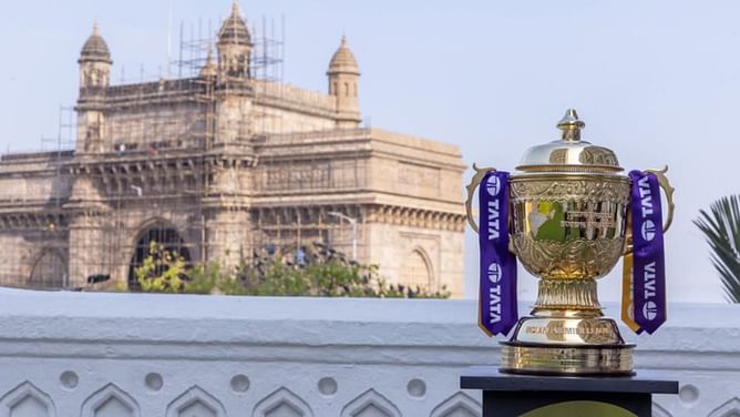 All 10 IPL 2025 captains pose with trophy at iconic venue in Mumbai [In Pictures]