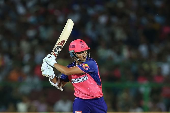 Yashasvi Jaiswal perishes for 29 after completely miscuing a big hit off Moeen Ali in RR vs KKR IPL 2025 match [Watch]