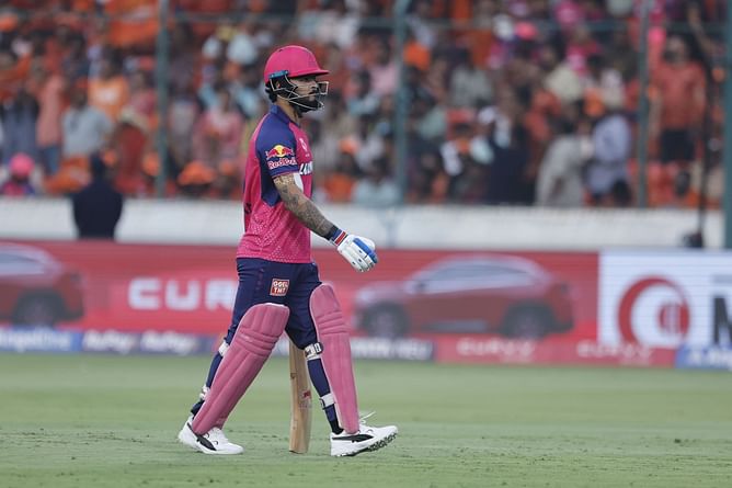"Nahi marega" - Video shows fan's interaction before he ran onto the field to meet Riyan Parag in RR vs KKR IPL 2025 match