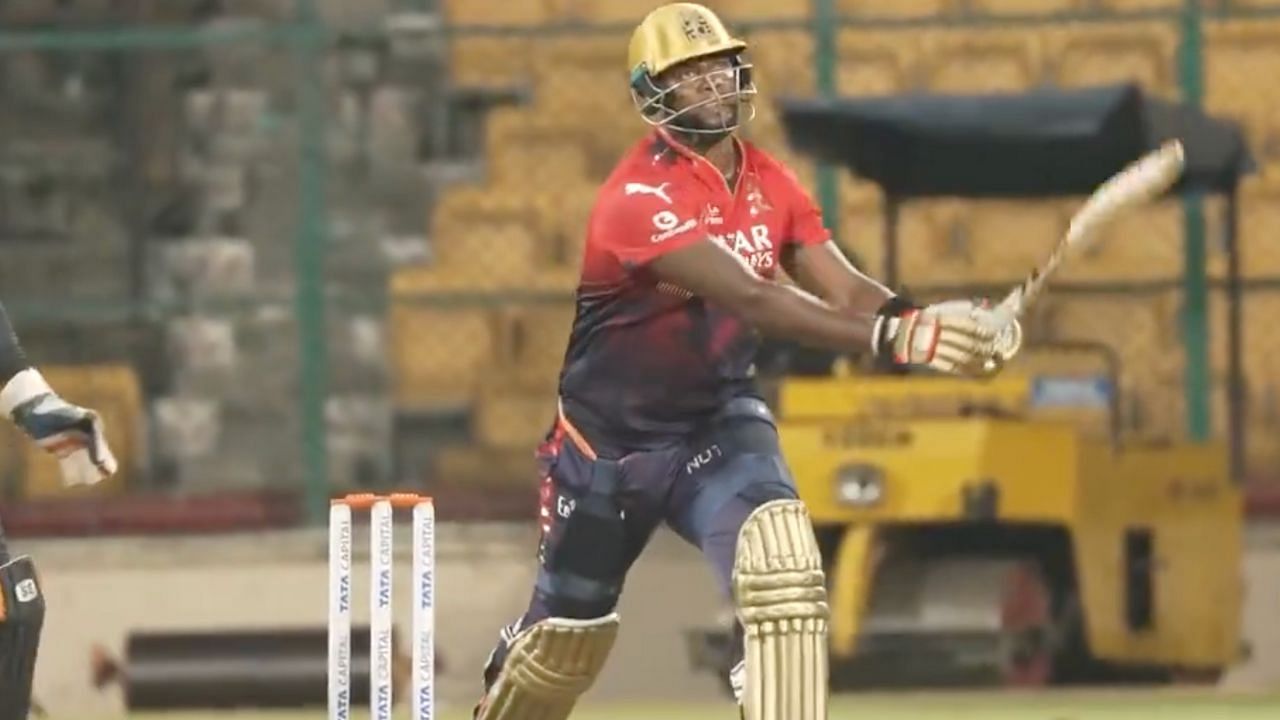 इंट्रा स्क्वाड मैच में दिखा नए खिलाड़ियों का जलवा (photo credit- X/@RCBTweets)