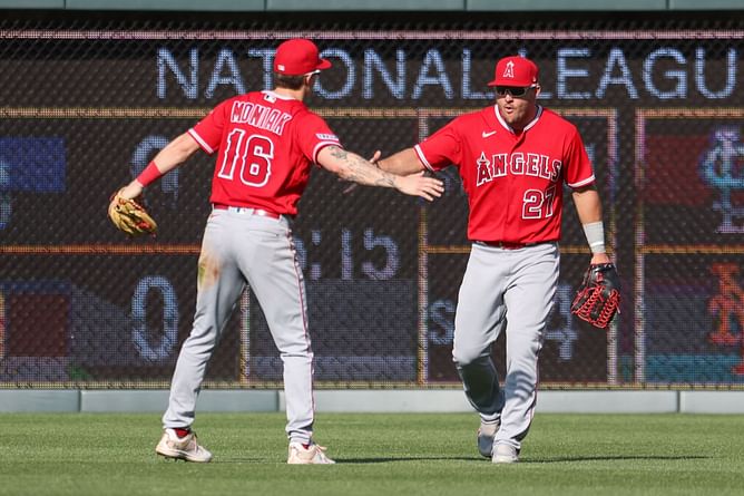 Mike Trout's teammate Mickey Moniak gets honest about playing next to Angels superstar, who is transitioning to right field