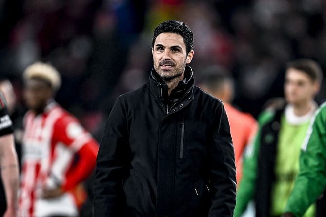 "The line is really thin in this sport and he has to learn" - Arteta sends message to Arsenal star after early substitution in UCL clash