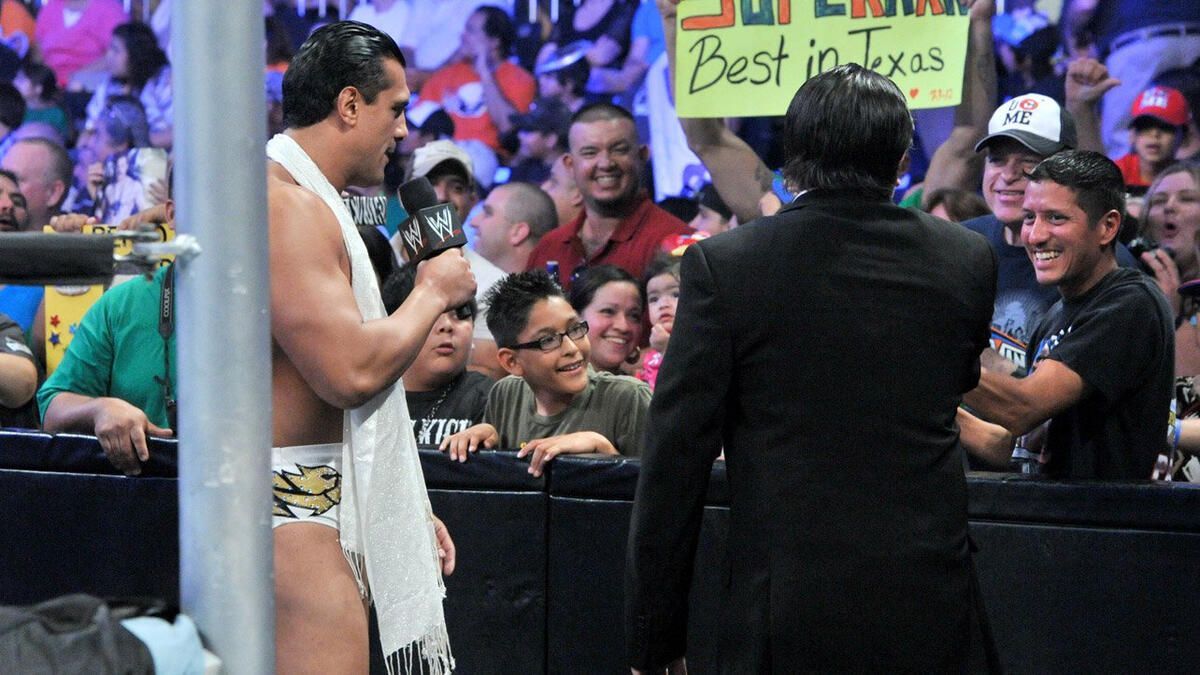 पूर्व WWE स्टार फैंस पर हमला करने के लिए हुए थे बैन, अब विवादित हादसे का अनदेखा वीडियो आया सामने