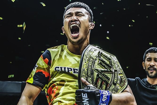 WATCH: Champ-champ Superlek Kiatmoo9's unstoppable march to GOAT territory in ONE Championship