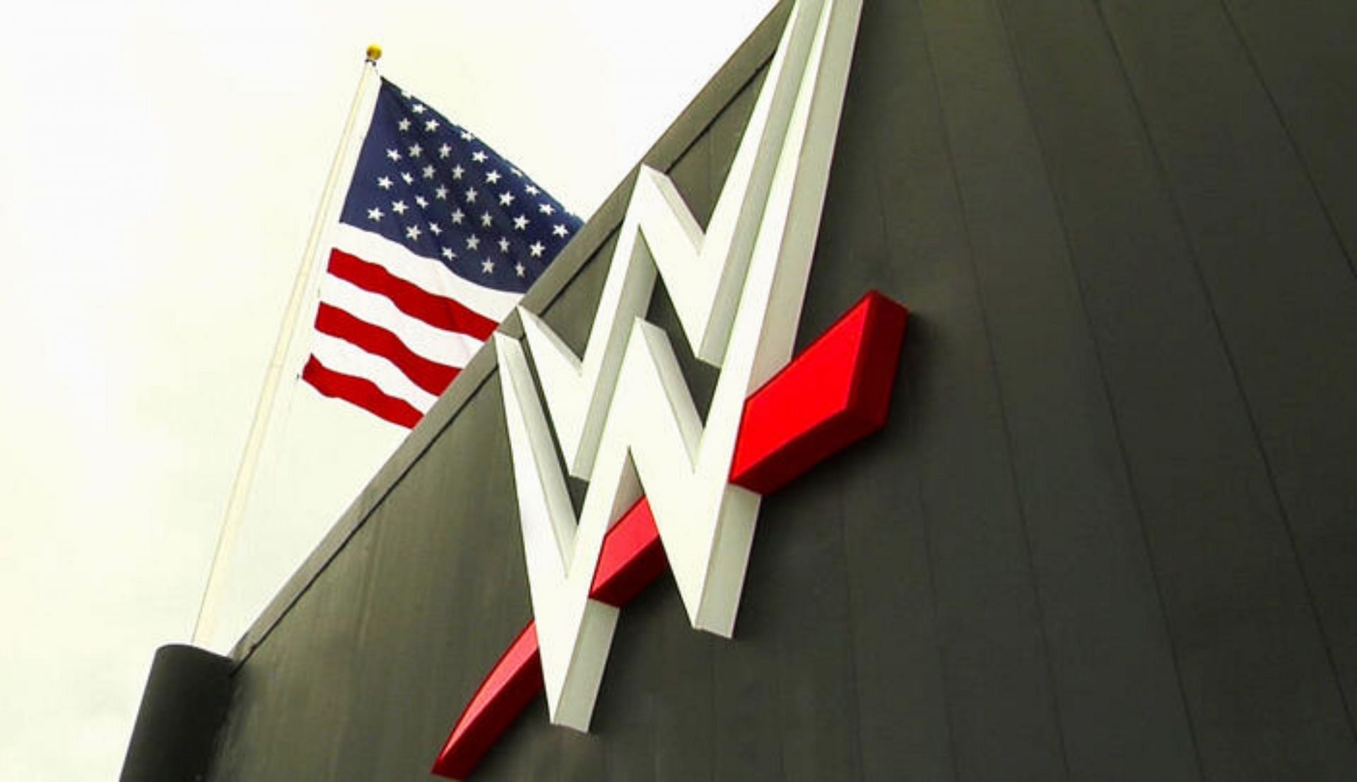 पूर्व चैंपियन ने वापसी की इच्छा जाहिर की (Photo: WWE.com)