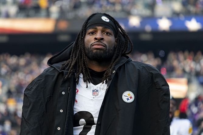 2025 Fantasy Football: 5 free agency RB moves that could have major implications on the season feat. Najee Harris to Chargers