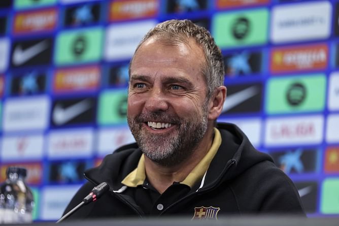 "I think it's clear to everyone how important he is to the team" - Hansi Flick on Barcelona star after Girona win