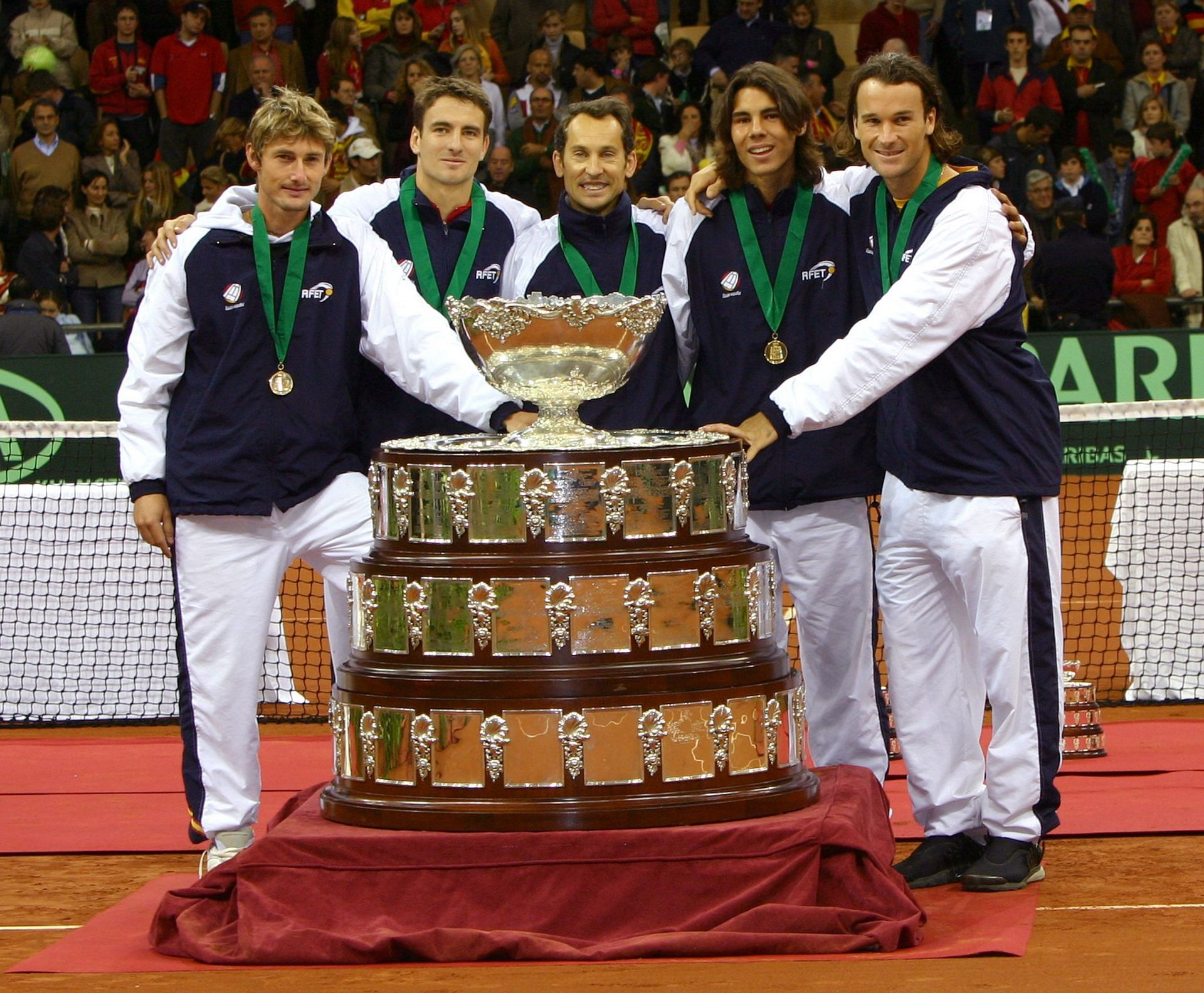 2004 Davis Cup Final - USA vs Spain - Trophy Presentation - Source: Getty