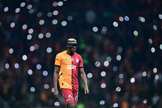 Napoli willing to use Victor Osimhen as part of deal to sign Manchester United star - Reports
