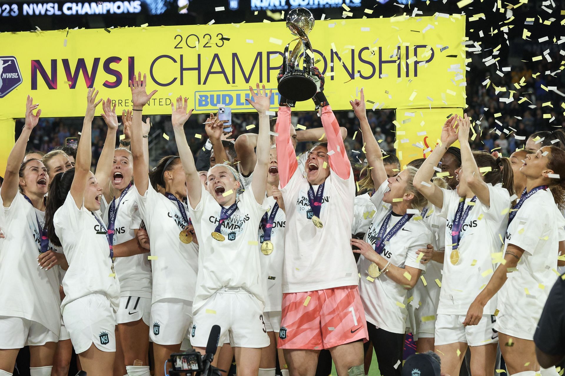 NJ/NY Gotham FC won the NWSL Championship trophy 2023. PHOTO: Getty