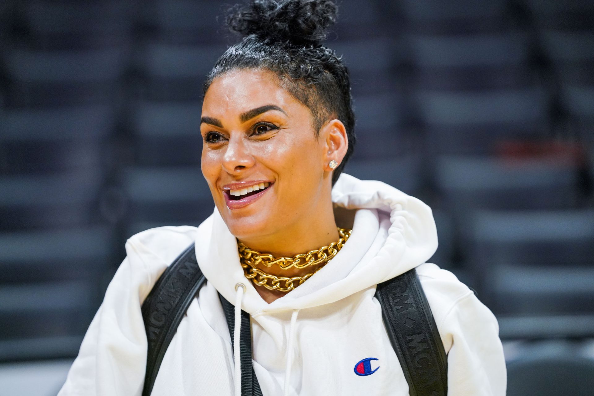 Laura Govan reacts in 6 words to laud daughter Izela Arena's effort in Louisville’s NCAA first-round triumph over Nebraska