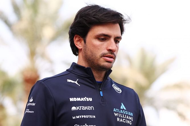 "Carlos Sainz is being the paddock s**t": Alpine driver's hilarious take on the Spaniard dominating the silly season in 2024