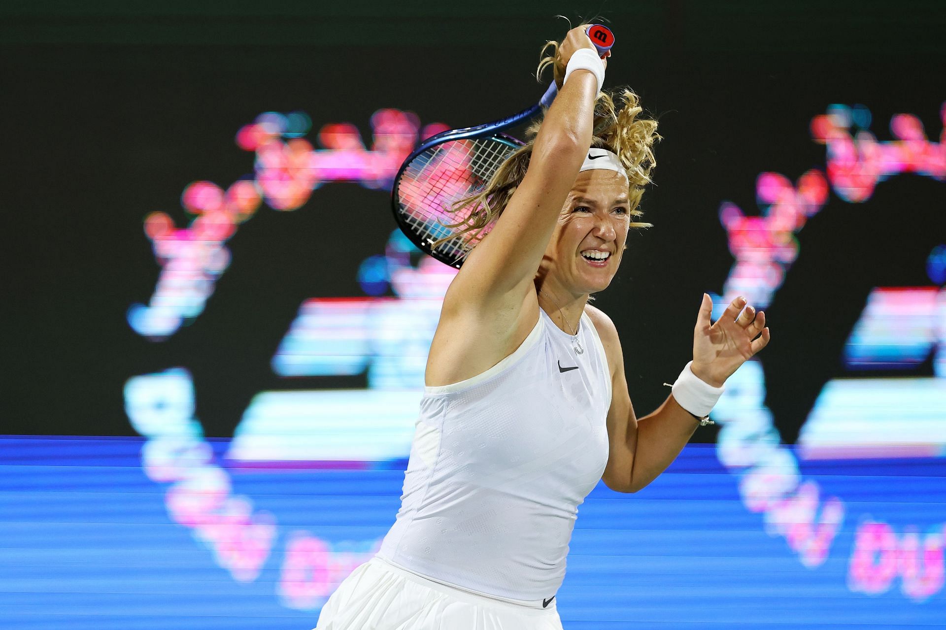 Victoria Azarenka in action at the Dubai Duty Free Tennis Championships (Image Source: Getty)