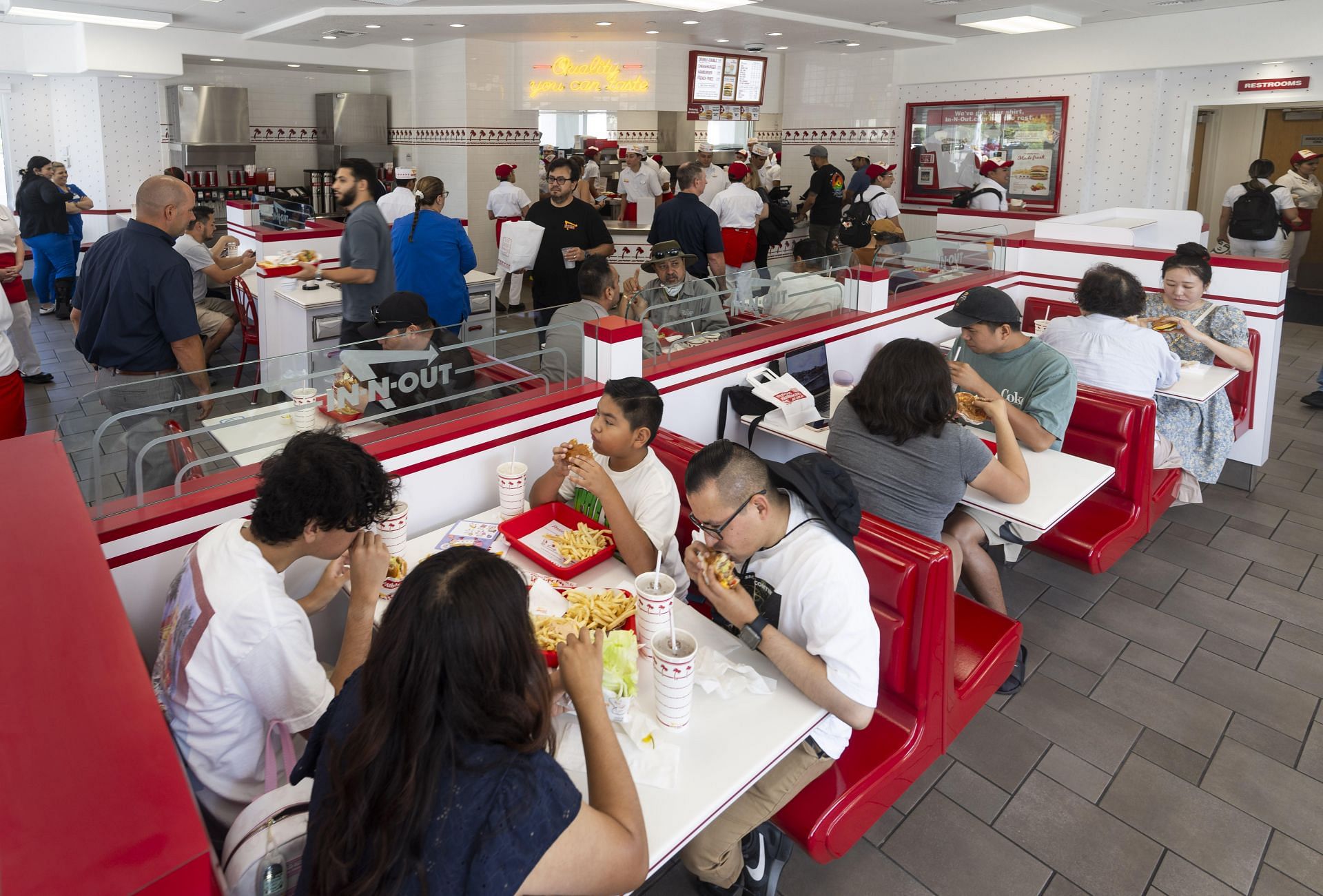 In-N-Out&#039;s classic hamburger is one of the healthiest fast-food burgers - Source: Getty