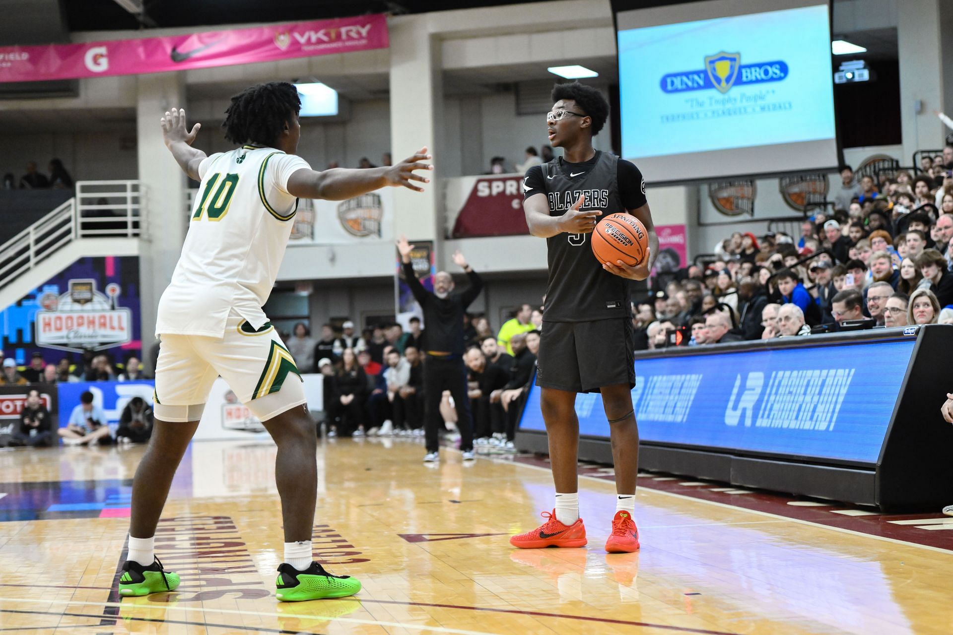 HIGH SCHOOL BASKETBALL: JAN 18 Spalding Hoophall Classic - Grayson vs Sierra Canyon - Source: Getty