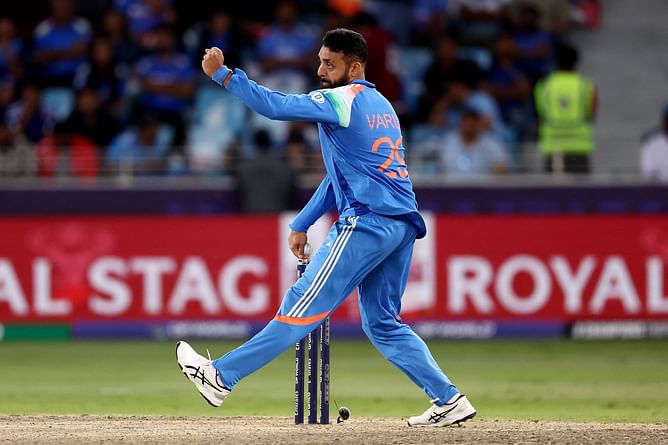 "Varun Chakravarthy will certainly play" - Indian legend predicts Men in Blue's bowling combination for Champions Trophy semifinal against Australia