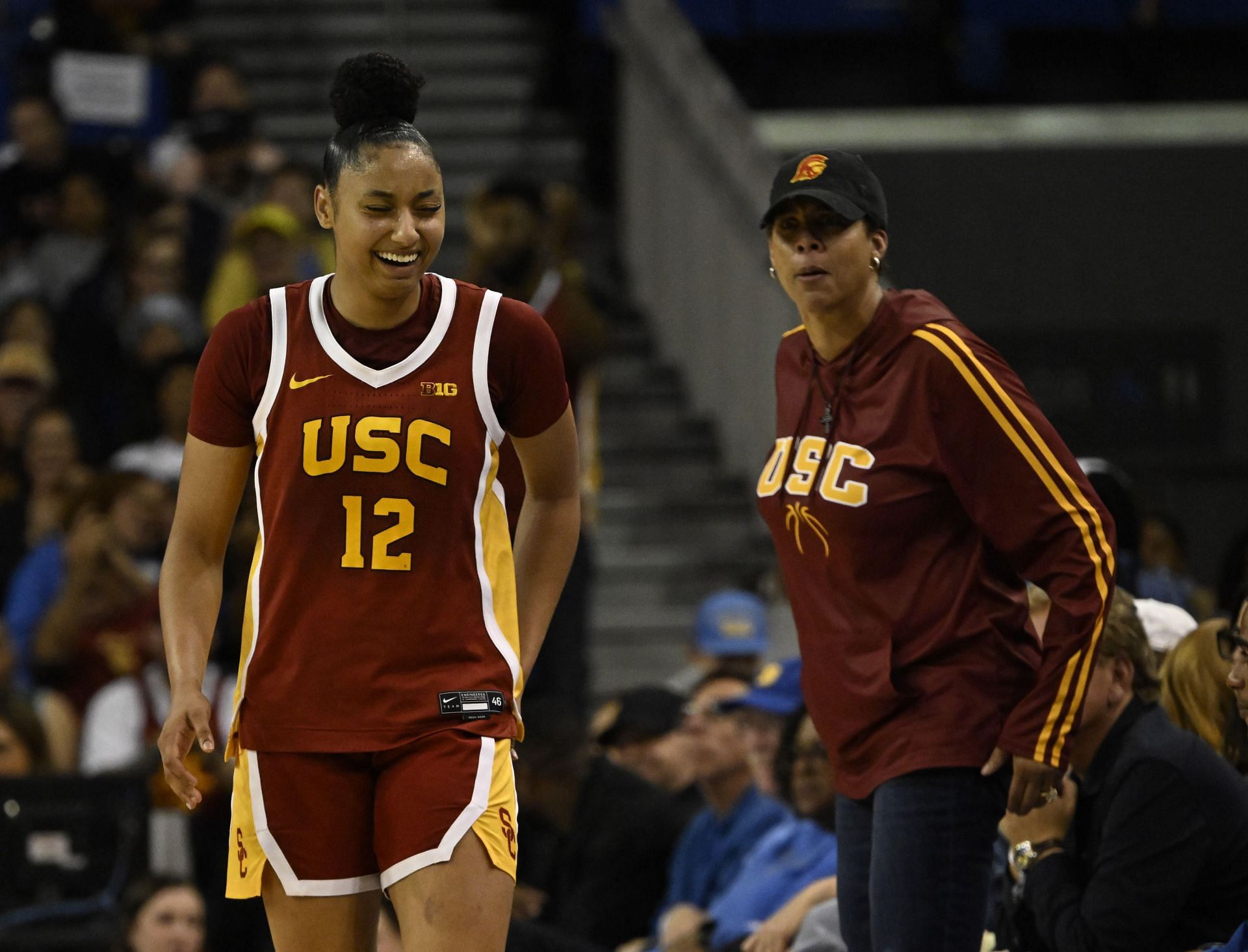 USC star JuJu Watkins and USC legend Cheryl Miller. Photo: Getty