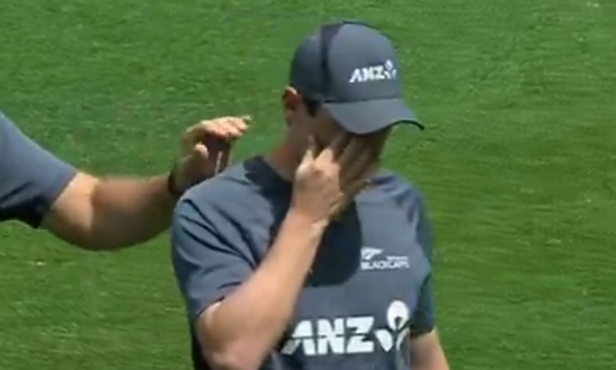 मैट हेनरी की आंखों से निकले आंसू (Photo Credit - @SkyCricket)