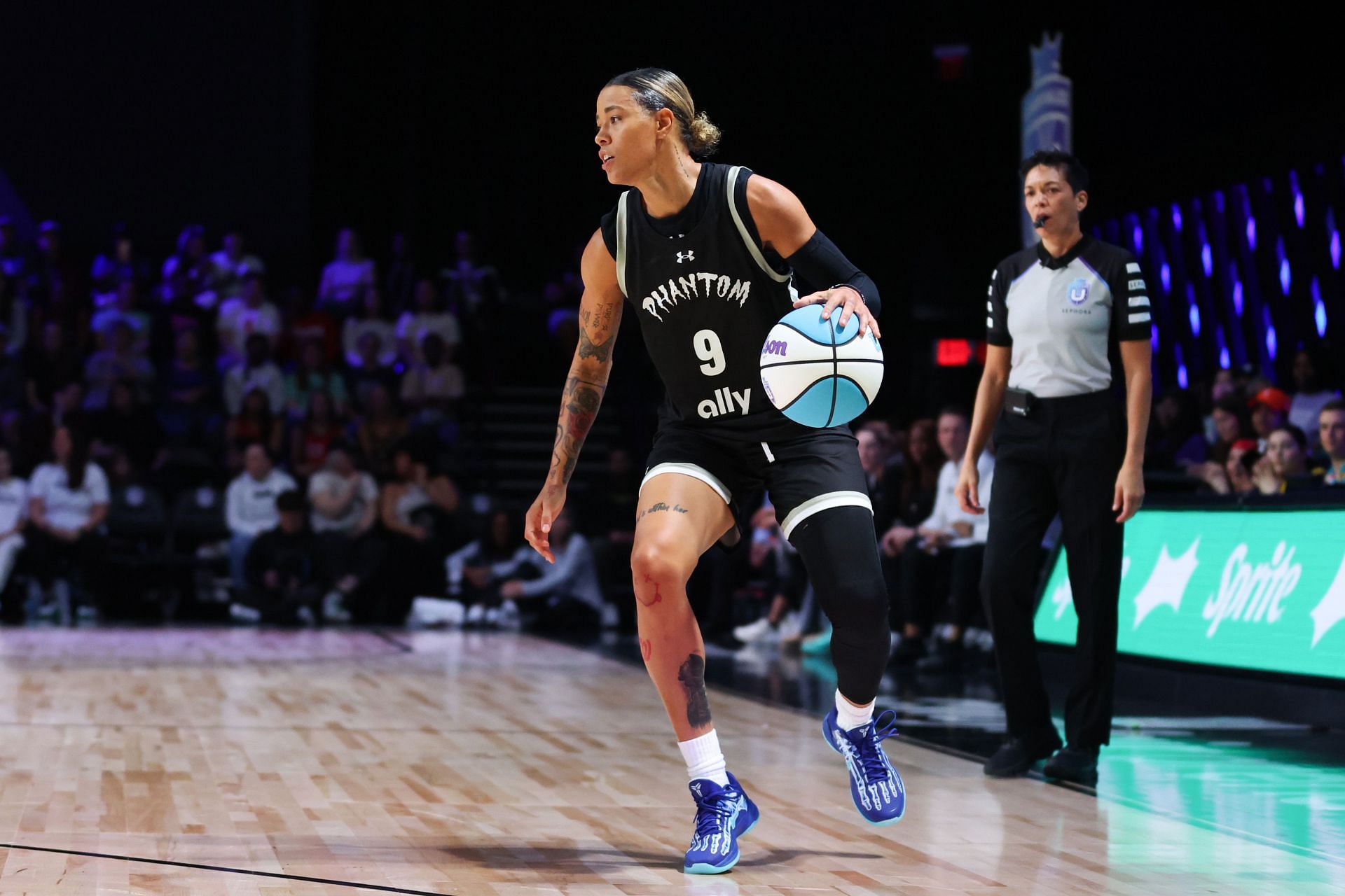 Natasha Cloud #9 of Phantom dribbles the ball (Source: Getty)