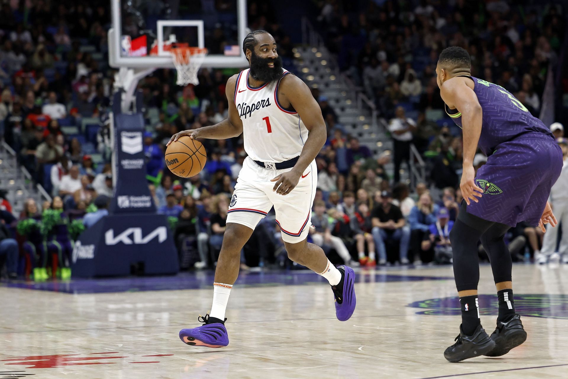 LA Clippers vs New Orleans Pelicans Player Stats and Box Score for Mar. 11 | 2024-25 NBA Season -- Photo by GETTY