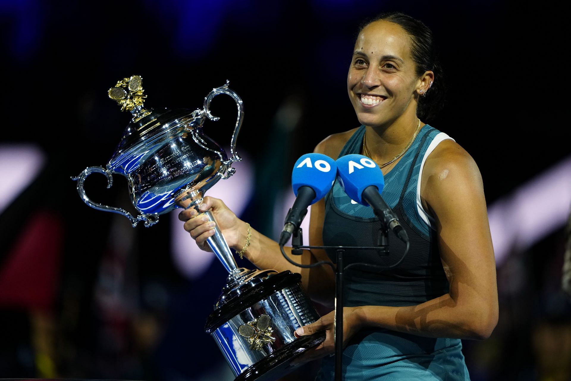 Madison Keys thanks the Melbourne crowd after 1st Major title | Image Source: Getty