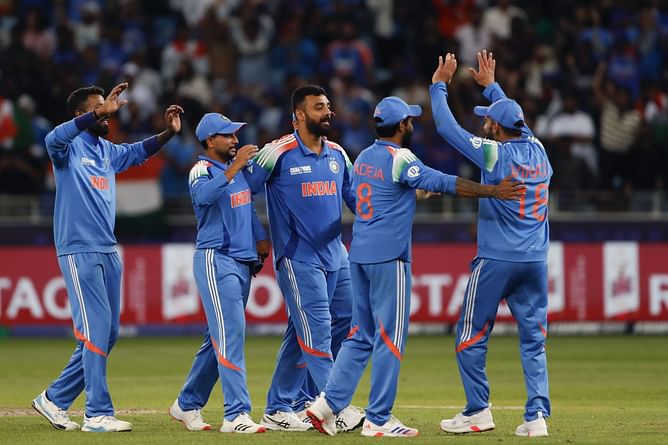 IND vs AUS : 3 कारण क्यों भारतीय टीम को सेमीफाइनल मैच के लिए प्लेइंग 11 में नहीं करना चाहिए कोई भी बदलाव