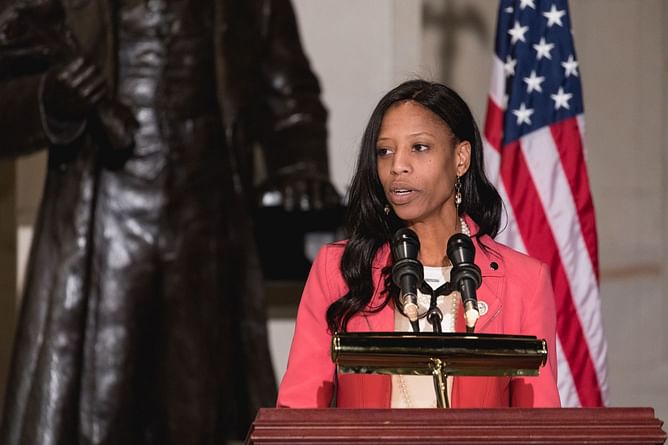When was Mia Love diagnosed with brain cancer? Family releases statement after former congresswoman dies at 49