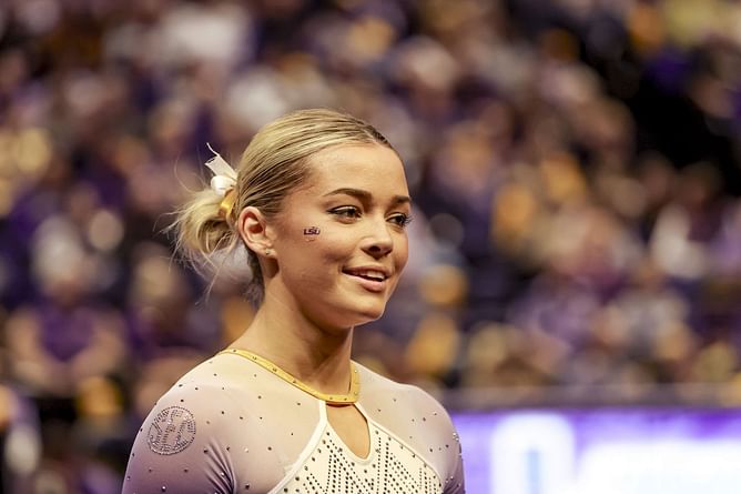 Olivia Dunne reacts to rude "senior nights" comment