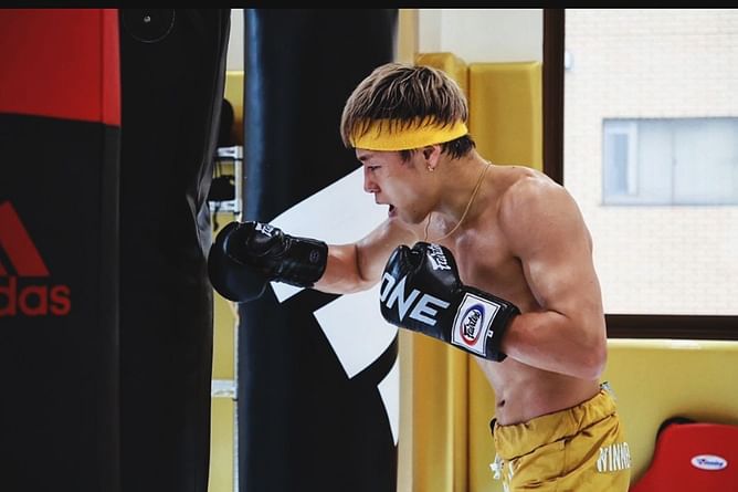 WATCH: Japaense kickboxing icon Takeru Segawa turns up the heat during his ONE 172 open workouts in Tokyo