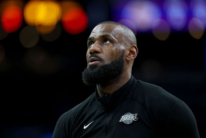 Is LeBron James playing tonight against the Orlando Magic? Latest on the 4x NBA champion's availability (Mar. 24)