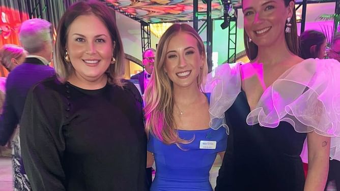 Ryan Blaney's sister Erin wows in blue midi-dress in IG post celebrating 'a few fun weeks!'
