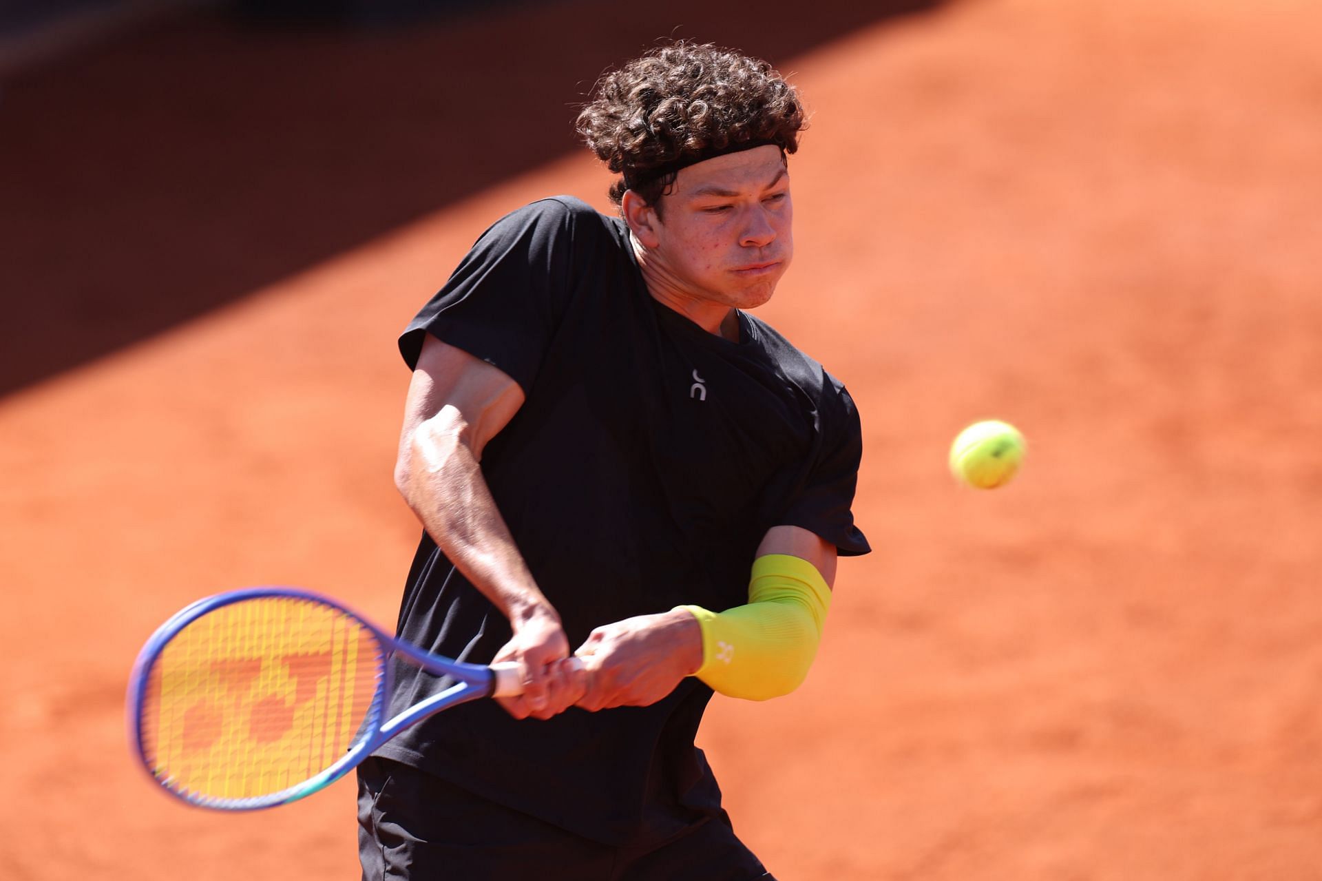 Ben Shelton of the USA plays a backhand during his semi-final match against Francisco Cerundolo of Argentina on day eight of the BMW Open. Getty