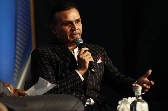 "Dimag se to paidal hai" - Virender Sehwag takes brutal dig at Indian community during IPL 2025 commentary [Watch]