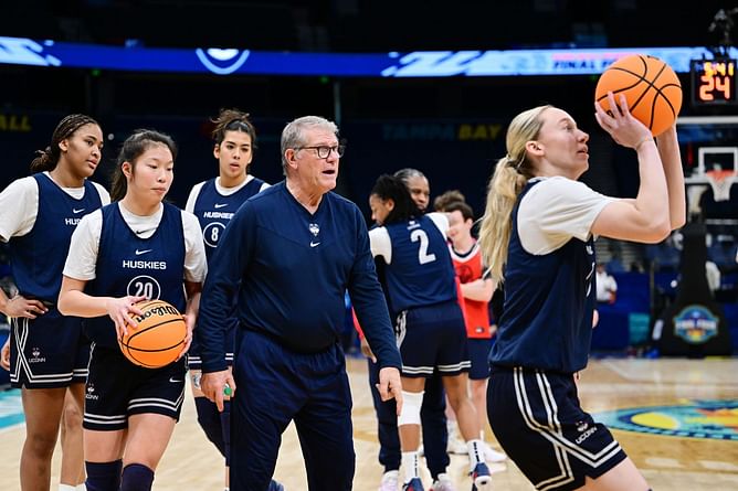 Geno Auriemma lauds Paige Bueckers' approach to fitness over the years at UConn, highlights importance of taking care of oneself