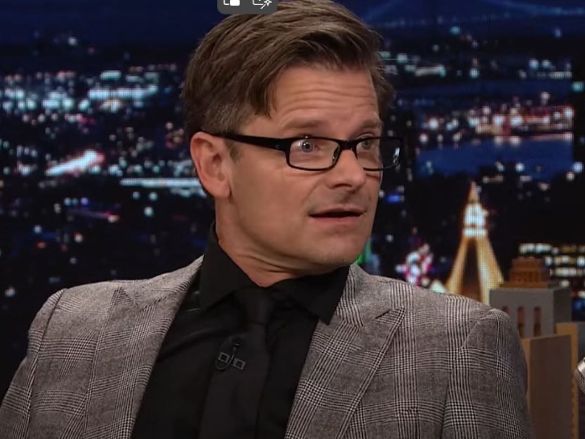Steve Zahn stars as Mark Mossbacher (Image via YouTube/The Tonight Show Starring Jimmy Fallon)