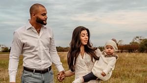 “Does it get any cuter?” – Dak Prescott’s fiancée Sarah Jane swoons over poolside moment with their toddler daughter