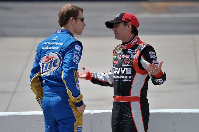 NASCAR Insider gets nostlagic about 2014 season involving Jeff Gordon vs. Brad Keselowski