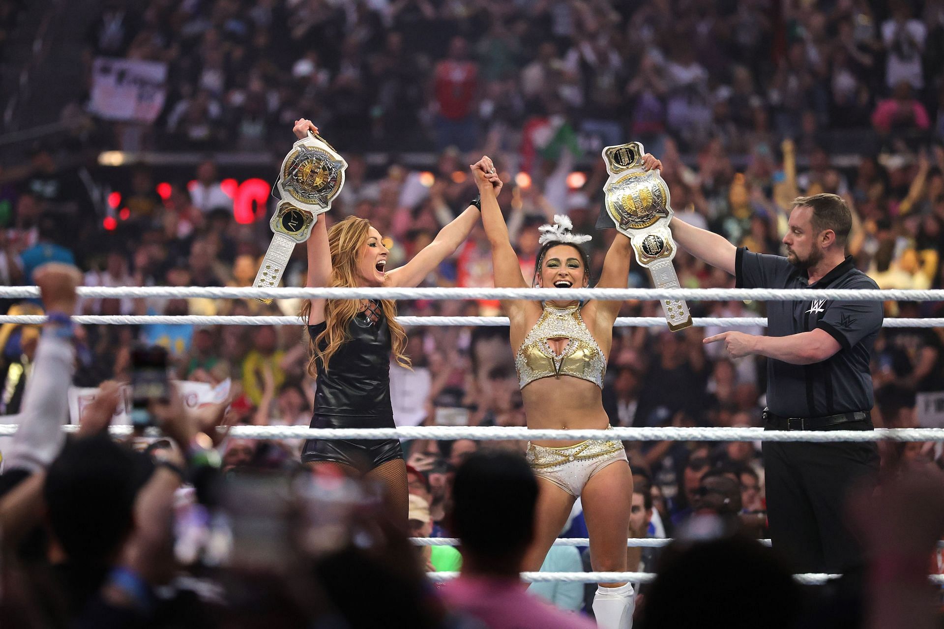 The Irish stars lift the Women's Tag Team Championship at WrestleMania 41 - Source: Getty
