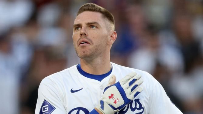 Freddie Freeman gets honest about Dodgers’ pressure to repeat as champs
