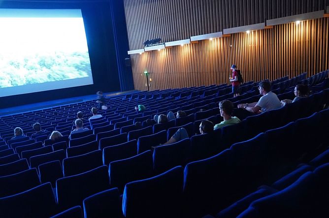 "How bout a good movie?" — Internet reacts as Regal CEO suggests texting and smoking-friendly movie auditoriums