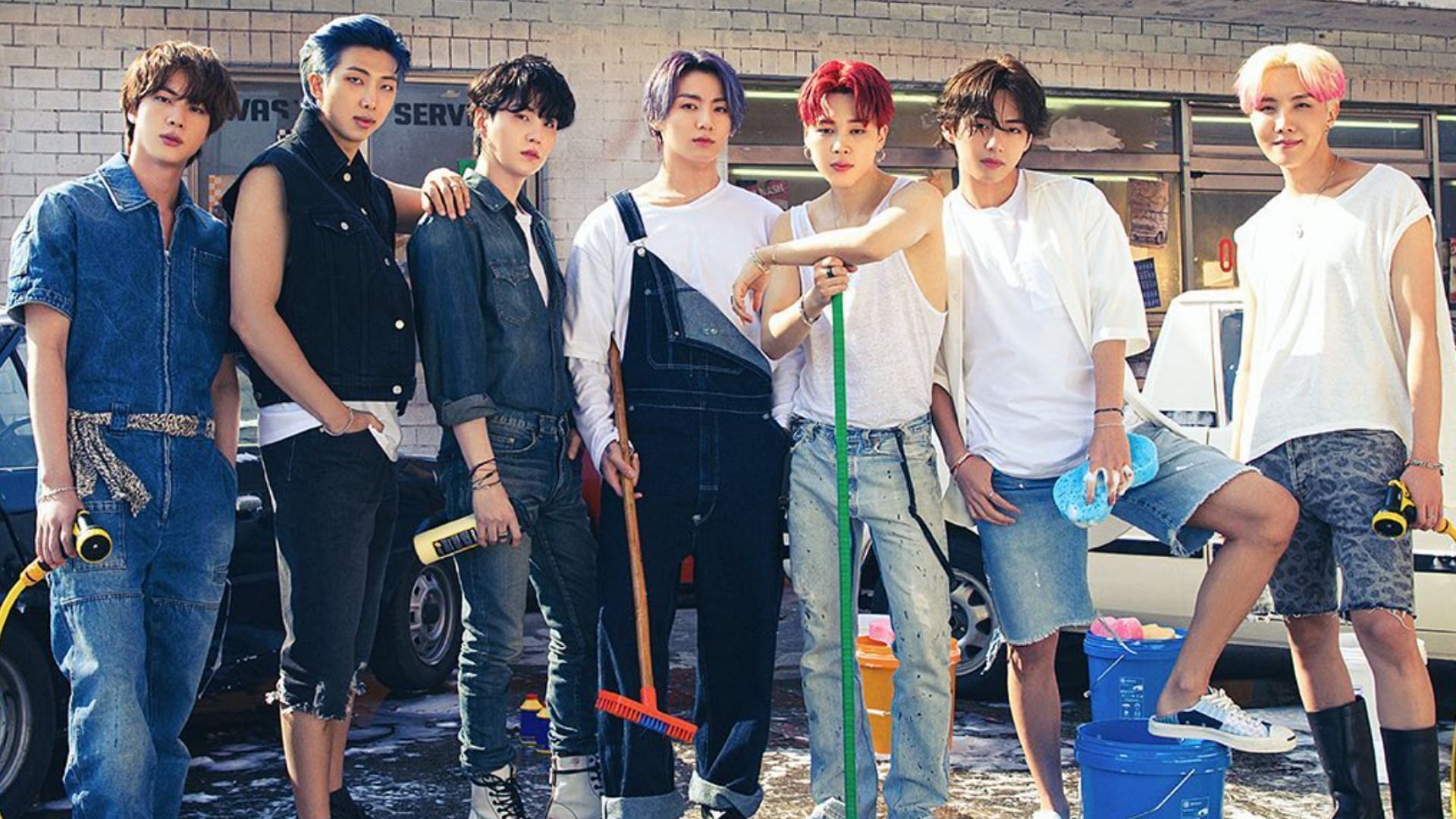 BTS members (Image via Instagram/@bts.bighitofficial)
