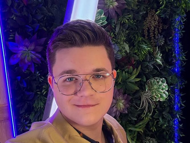 "This seasons clown" — American Idol fans criticize judges for sending Josh King to the Top 14