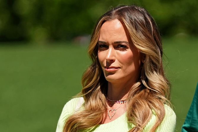 Brooks Kopeka’s wife Jena Sims flaunts her abs as she admits outfit mishap