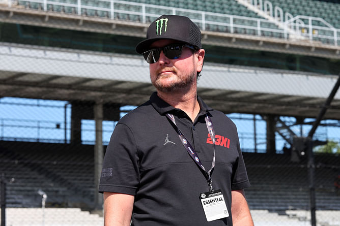 Kurt Busch reveals his father's strict racing boundaries: "He never brought me a dirt bike"