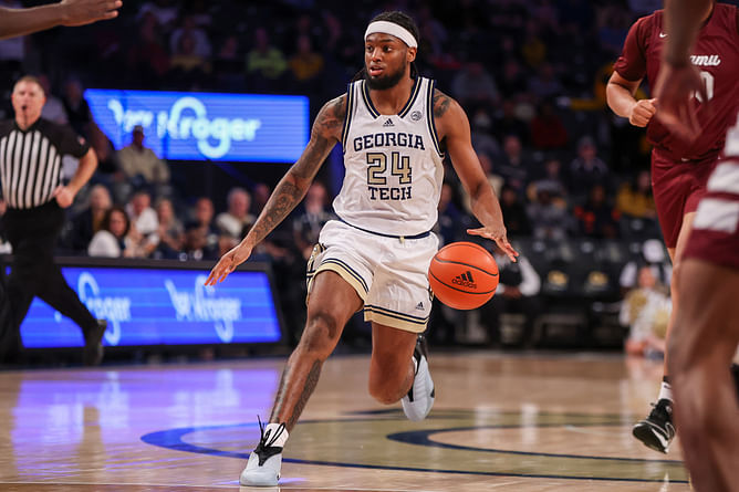 “Rick Barnes is not playing around building this team”: Fans react as Louisiana Tech transfer Amaree Abram commits to Tennessee
