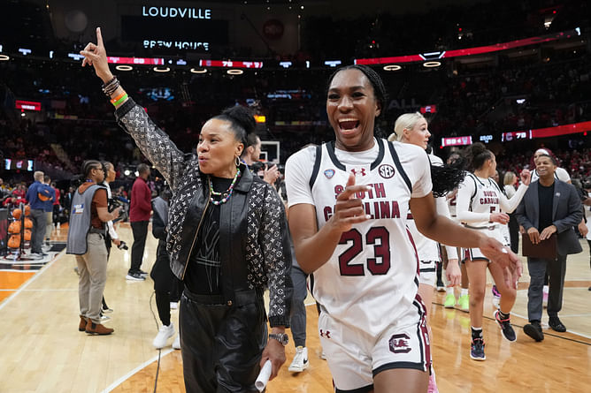 Dawn Staley hypes up ex-South Carolina star Bree Hall with wise advice for WNBA career