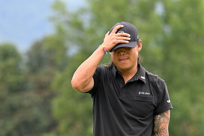 Anthony Kim faces yet another flight trouble after landing in Korea