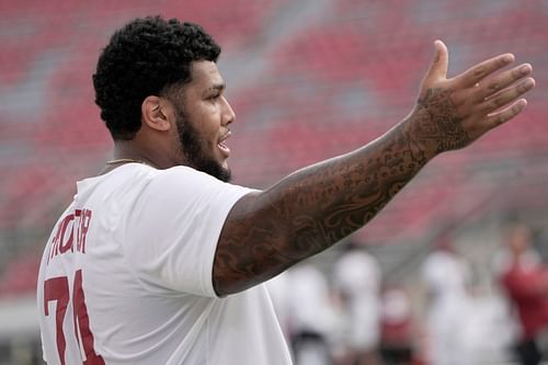 Massive tackle Kadyn Proctor will be a top lineman in 2025 with Alabama. (Photo Credit: IMAGN)