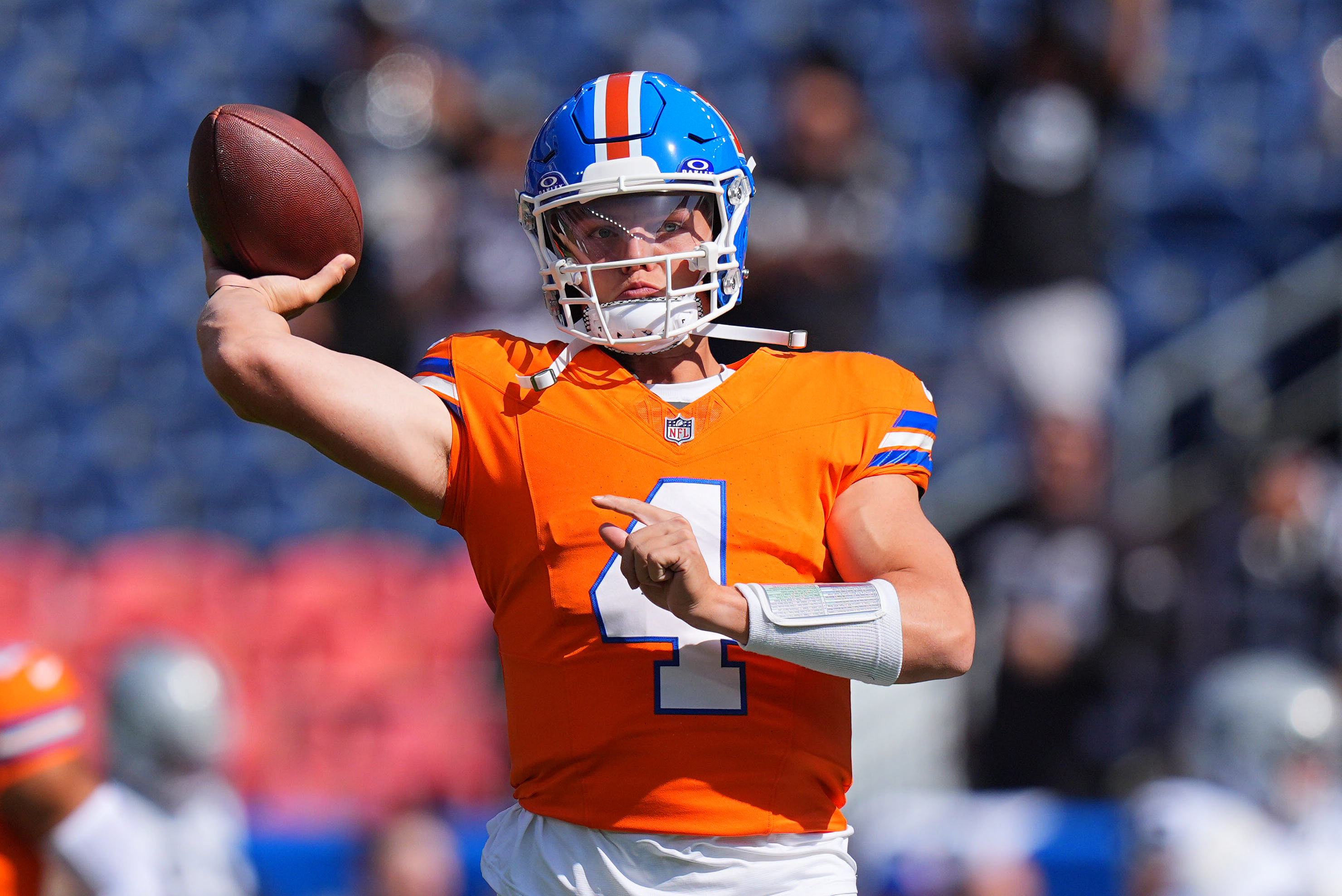 NFL: Las Vegas Raiders at Denver Broncos - Source: Imagn